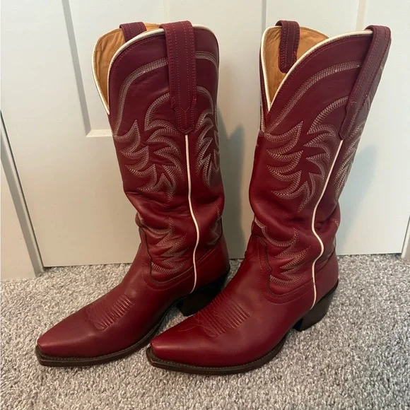 Tecovas Annie Scarlet Western Boots - Picture 2 of 11